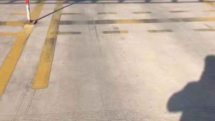 东技双元驾校大门